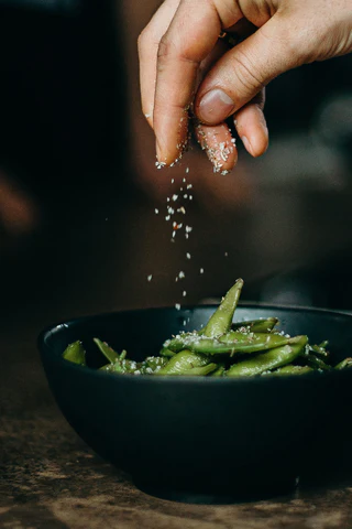 pexels-cottonbro-3338497_480x480